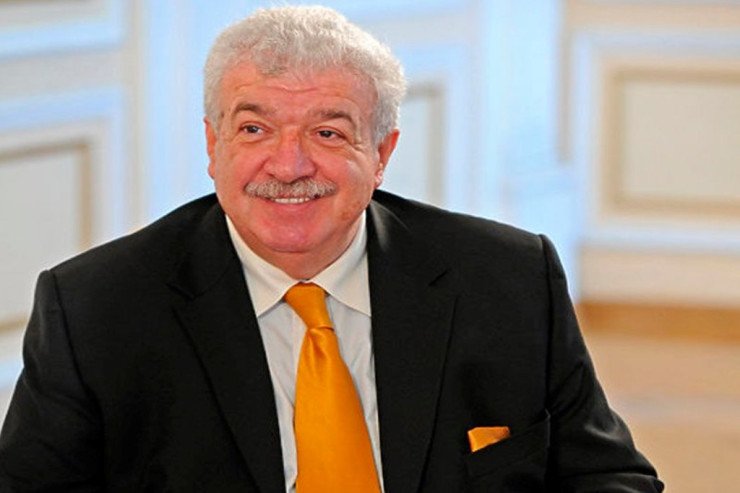 Yuli Qusman “Şərəf” ordeni ilə təltif olundu Yuli Qusman “Şərəf” ordeni ilə təltif olundu
