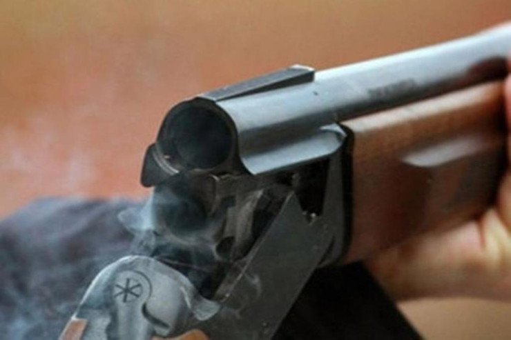 25 illik arvadını hamamda GÜLLƏLƏDİ