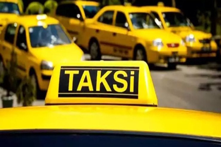 Bakıda sərnişin sürücünü qarət etdi