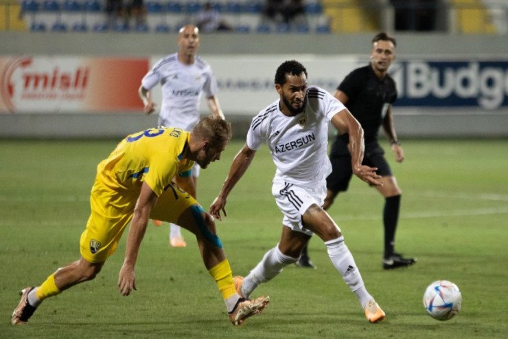 "Qarabağ" "Kəpəz"i DARMADAĞIN ETDİ
