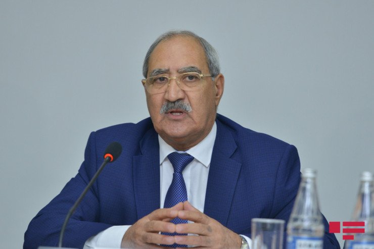 Fəzail Ağamalı ABŞ-ın fəxri vətəndaşlığından imtina etdi Fəzail Ağamalı ABŞ-ın fəxri vətəndaşlığından imtina etdi