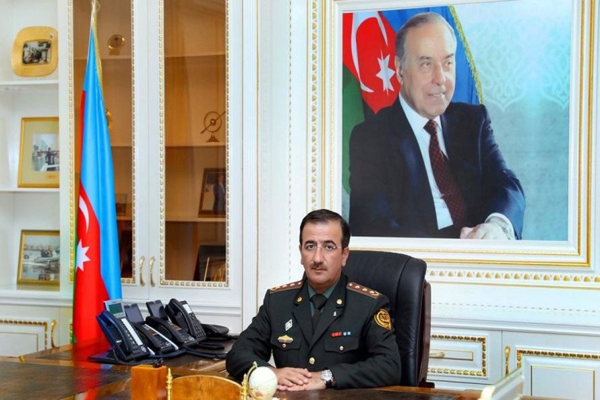 Prezident ona general rütbəsi verdi Prezident ona general rütbəsi verdi