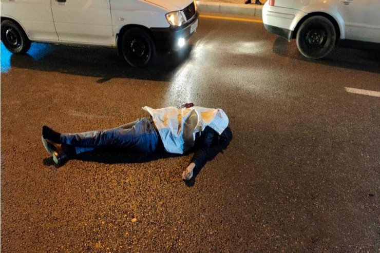 Bakıda avtomobil gənc oğlanı vurub öldürdü Bakıda avtomobil gənc oğlanı vurub öldürdü