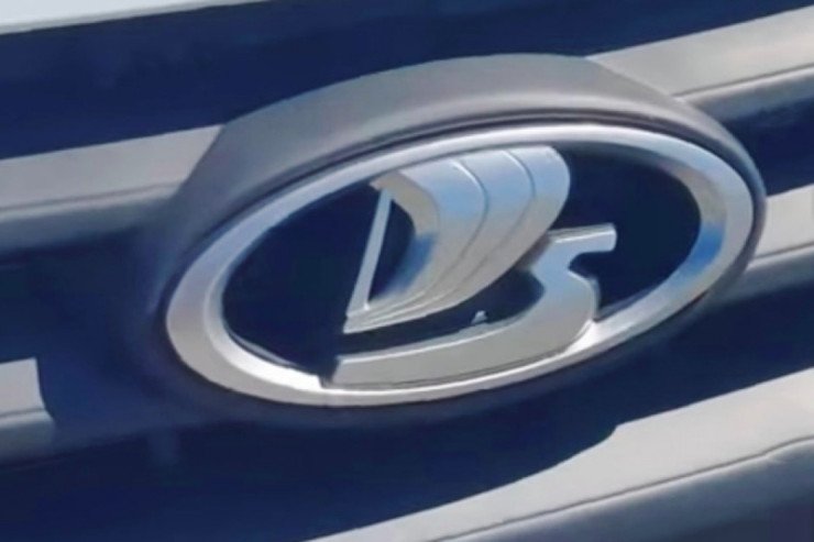 "Lada"nın yeni versiyası satışa buraxıldı