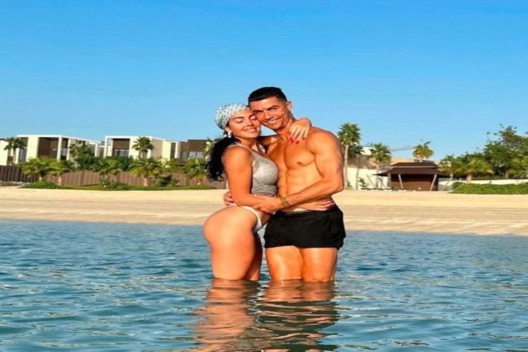 Ronaldonun 39 yaşı tamam olur Ronaldonun 39 yaşı tamam olur