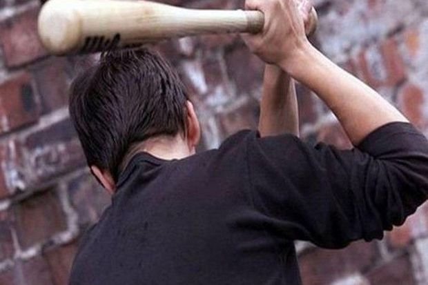 Arvadının qohumunu armaturla döyən şəxsə HÖKM OXUNDU