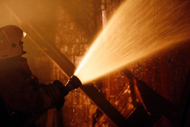 Zaqatalada dövlət binası yandı Zaqatalada dövlət binası yandı