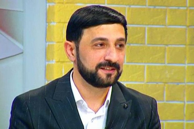 Pərviz Bülbülə mədrəsə bitirib, mollalıq etməsindən DANIŞDI