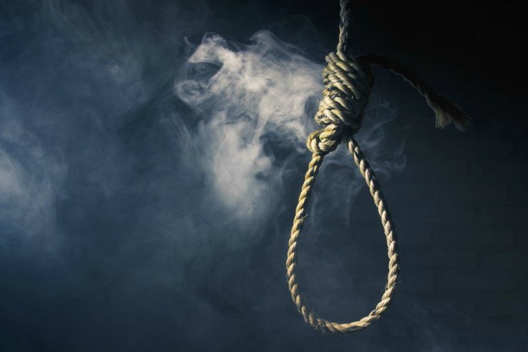 31 yaşlı kişi özünü qaz borusundan ASDI 31 yaşlı kişi özünü qaz borusundan ASDI