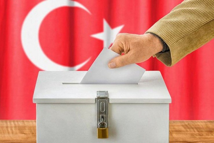 Türkiyədə seçkilərdə səslərin 99 faizi hesablandı