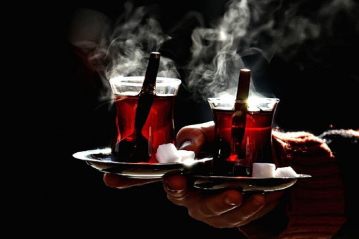 Çayı zəhərə çevirən dəmləmə qaydası Çayı zəhərə çevirən dəmləmə qaydası