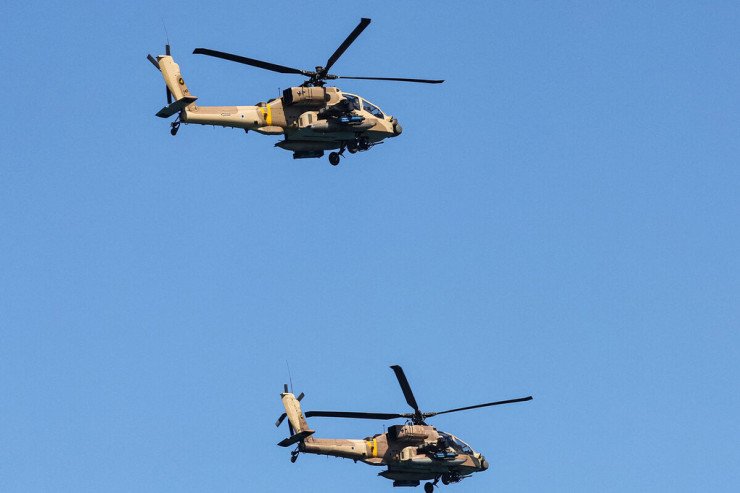 İki helikopter qəzaya uğradı: Yeddi nəfər itkin düşdü İki helikopter qəzaya uğradı: Yeddi nəfər itkin düşdü