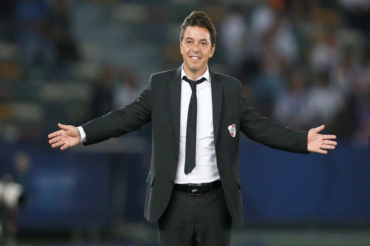 "Milan"da baş məşqçi postuna YENİ NAMİZƏD