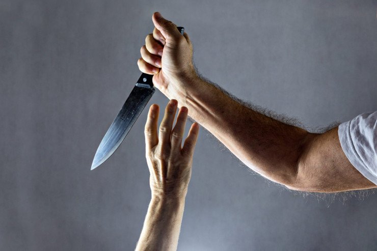 Şəmkirdə 31 yaşlı kişi BIÇAQLANDI Şəmkirdə 31 yaşlı kişi BIÇAQLANDI