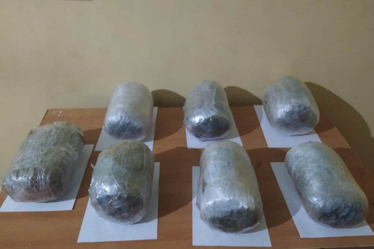 İrandan Azərbaycana 7 kilo narkotik keçirilməsinin qarşısı alındı
