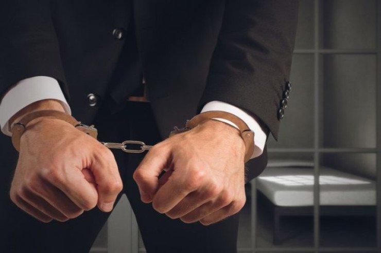 Daxili İşlər Nazirliyinin şöbə rəisi rüşvətə görə saxlanıldı Daxili İşlər Nazirliyinin şöbə rəisi rüşvətə görə saxlanıldı